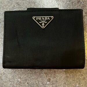 PRADA WALLET